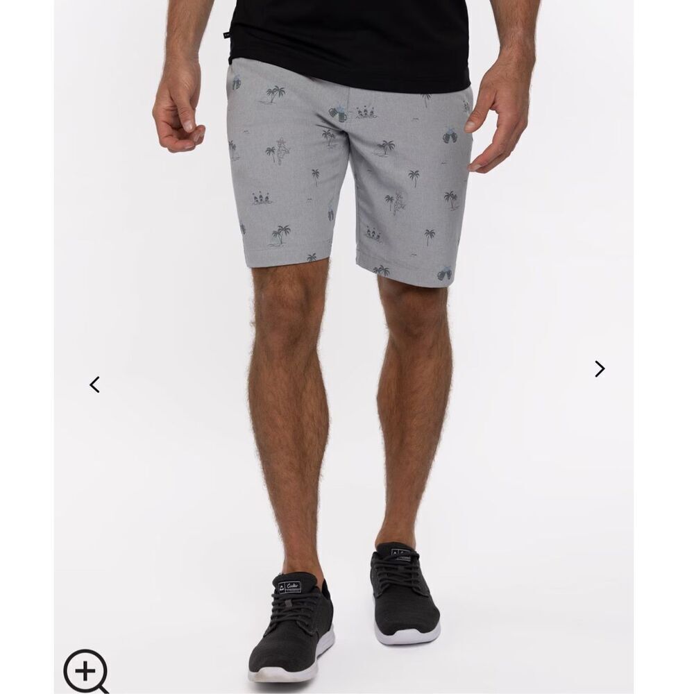 $90 Travis Matthews STRAIGHT SHOT SHORT 9IN size 38